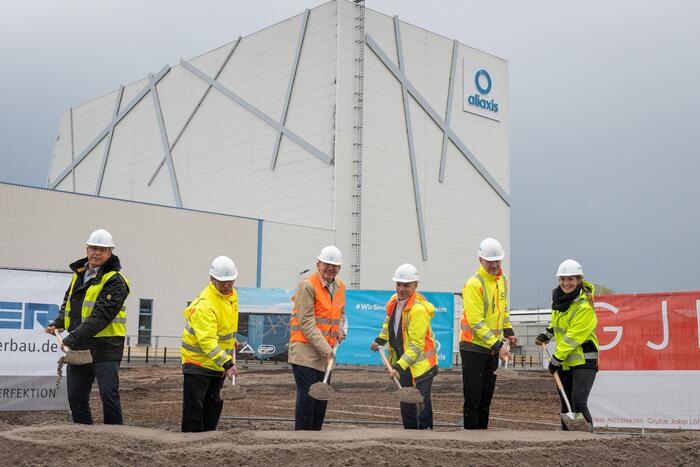 Spatenstich für neue Produktionshalle von Aliaxis