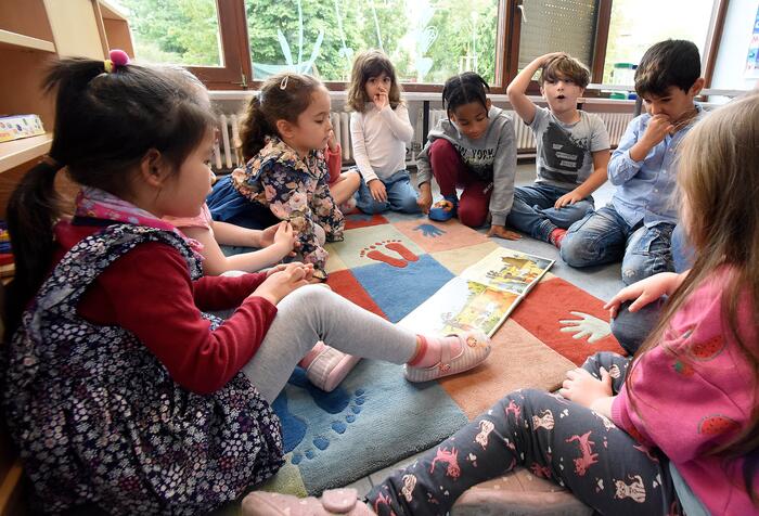 Vorlesestunde im Elkiz