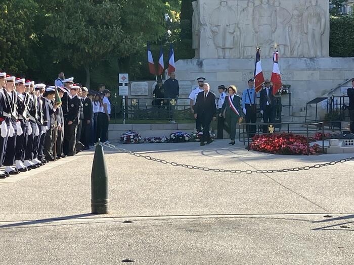 Toulonreise von OB Specht (02)