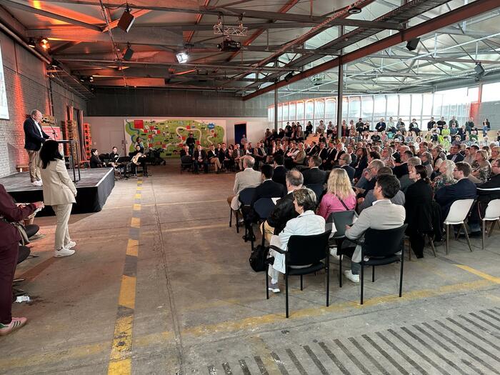 Wiedereröffnung U Halle