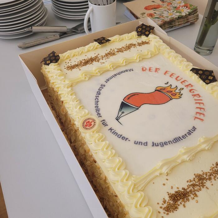 Feuergriffel 2025 Torte