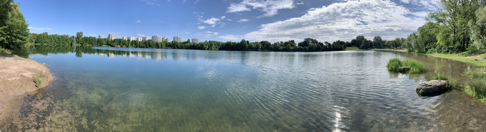 Badesee im Stadtteil Vogelstang