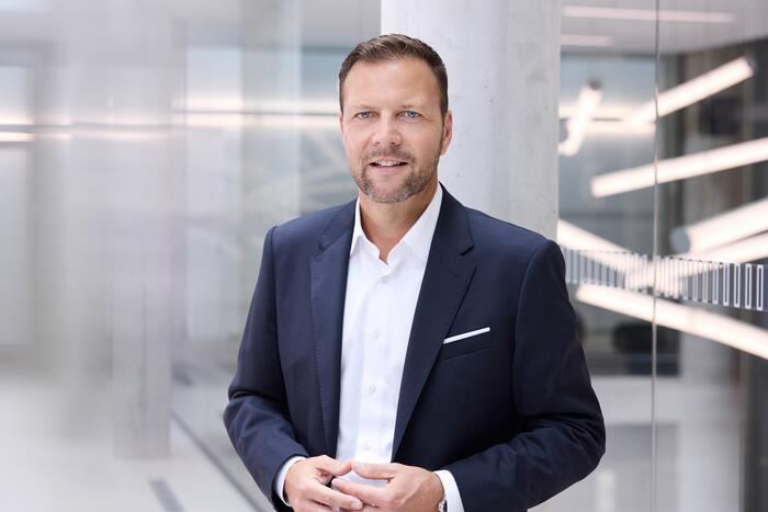 Offizielles Foto von Bürgermeister Dr. Volker Proffen (1)