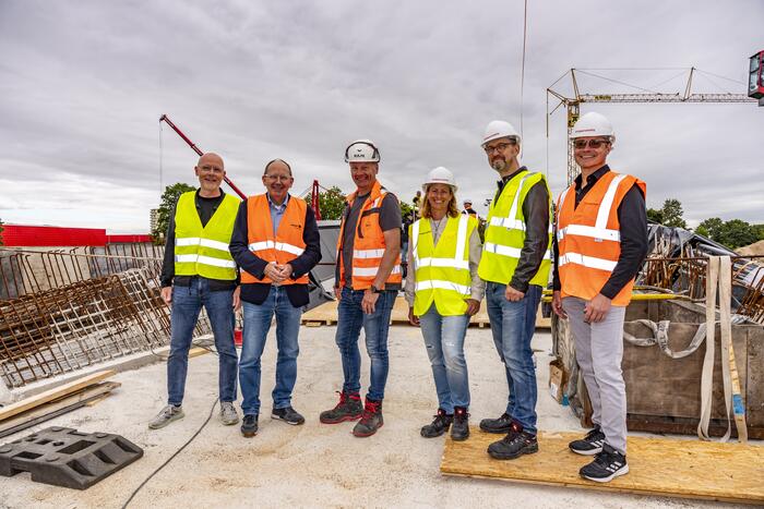 FRANKLIN Steg ist eingehoben (01)