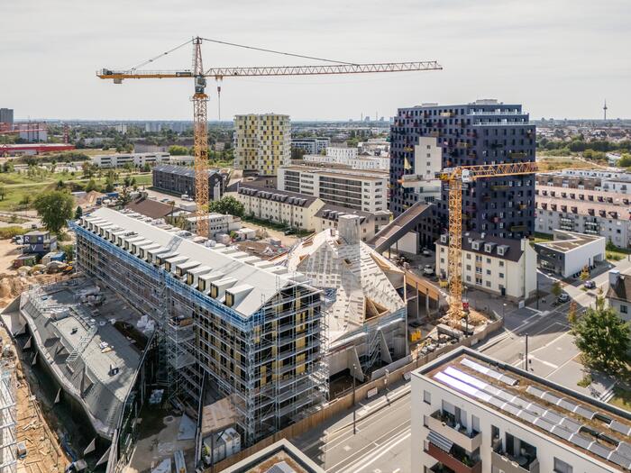 Die FRANKLIN Grüne Mitte feiert Richtfest